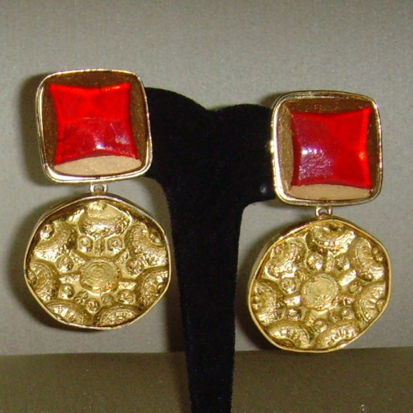Kenneth J Lane KJL Gold-Tone and Red/Burgundy Dangle Clip-on Earrings - Picture 4 of 13